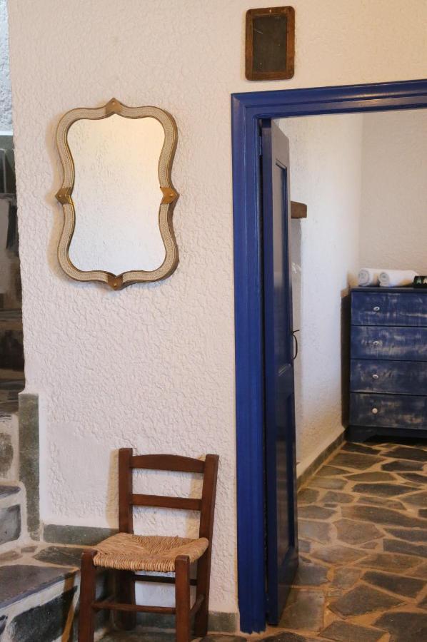 Le Petit Chateau Ano Syros Exterior photo