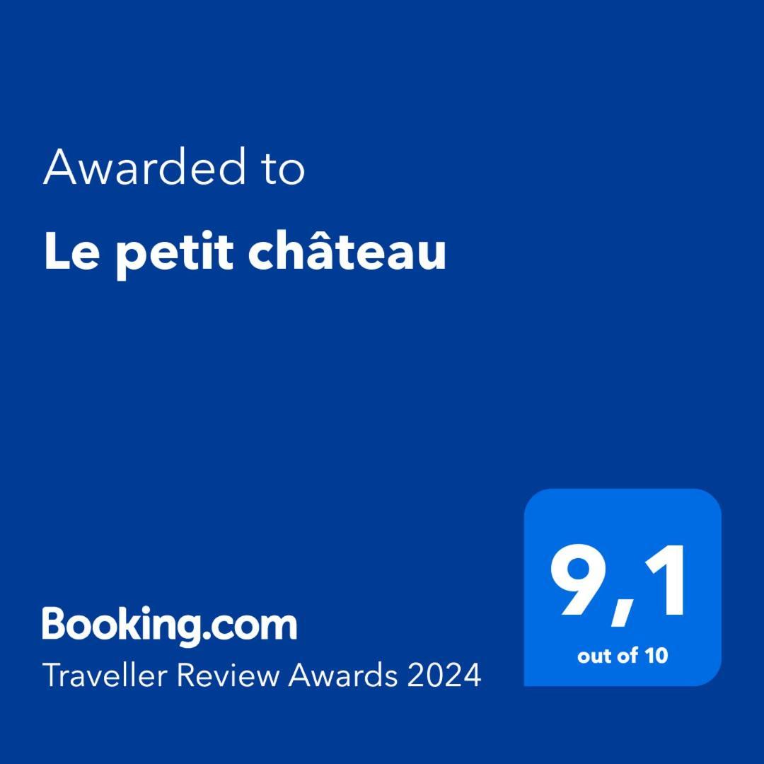Le Petit Chateau Ano Syros Room photo