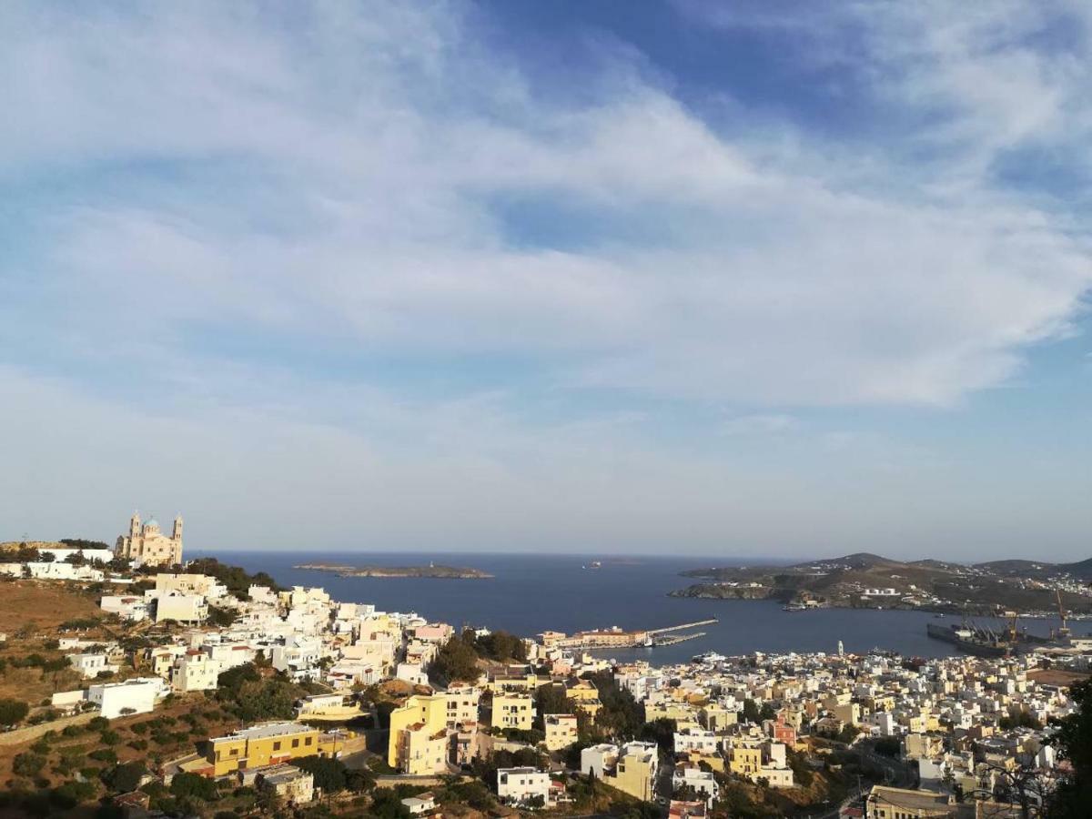 Le Petit Chateau Ano Syros Exterior photo